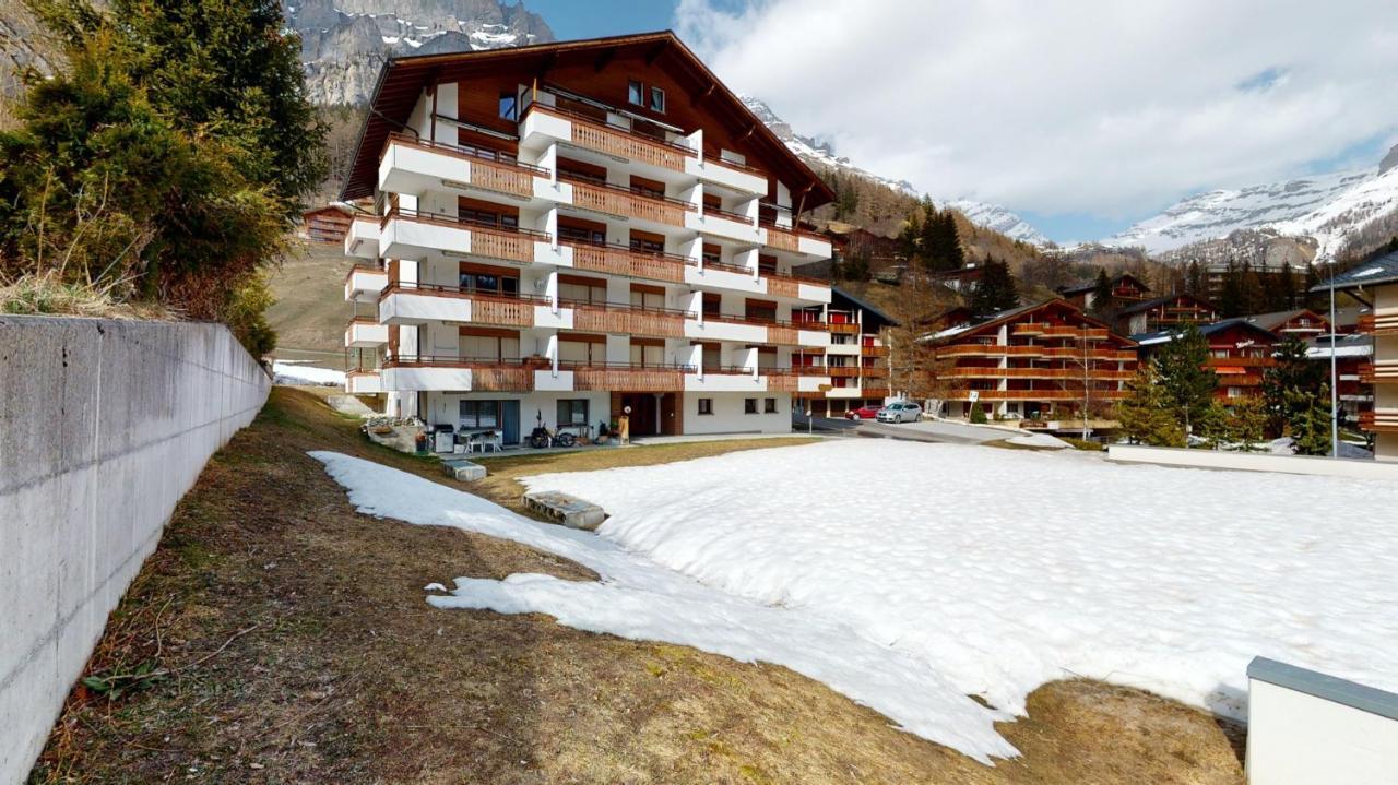 Gonenstein Residence In Leukerbad, Entire Apartment/Studio With Balcony Exterior foto